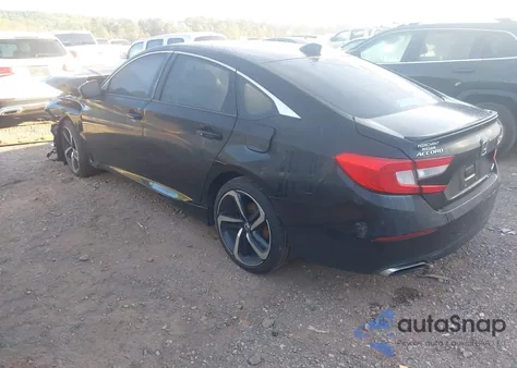 2018 Honda Accord Sport z USA, uszkodzony, nr VIN 1HGCV1F32JA225653